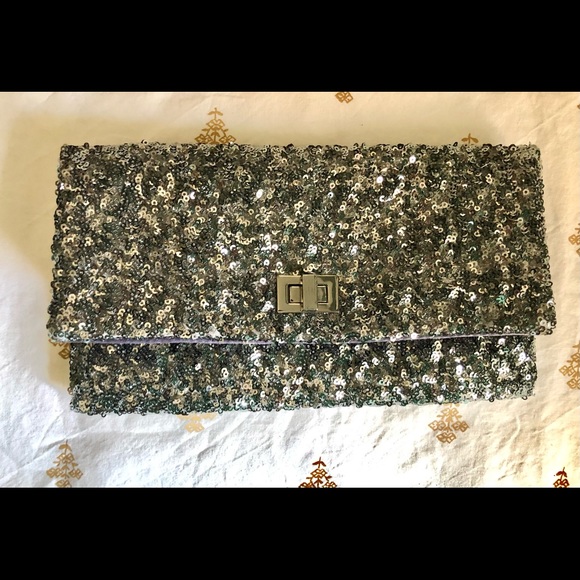 Silver Sequins Clutch (Crabtree & Evelyn) NWT - Picture 1 of 6